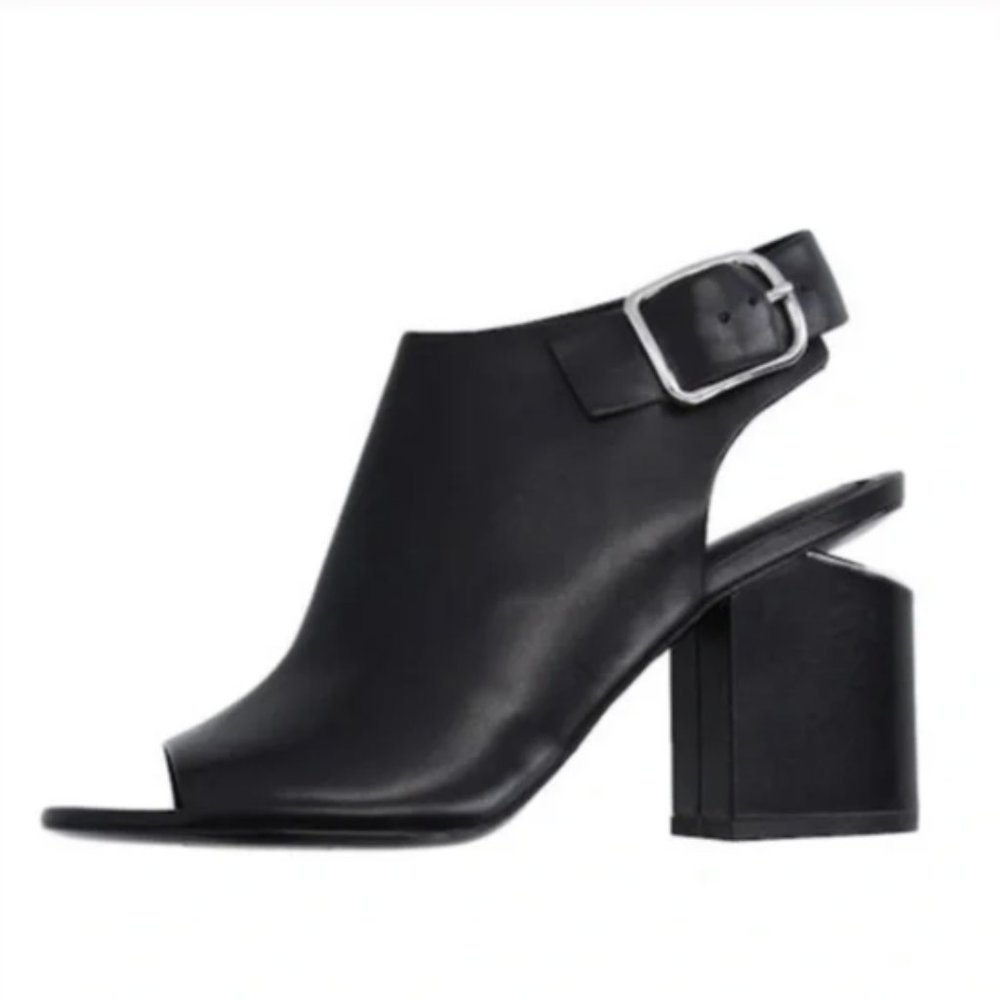 ALEXANDER WANG Black Leather Nadia Sandals